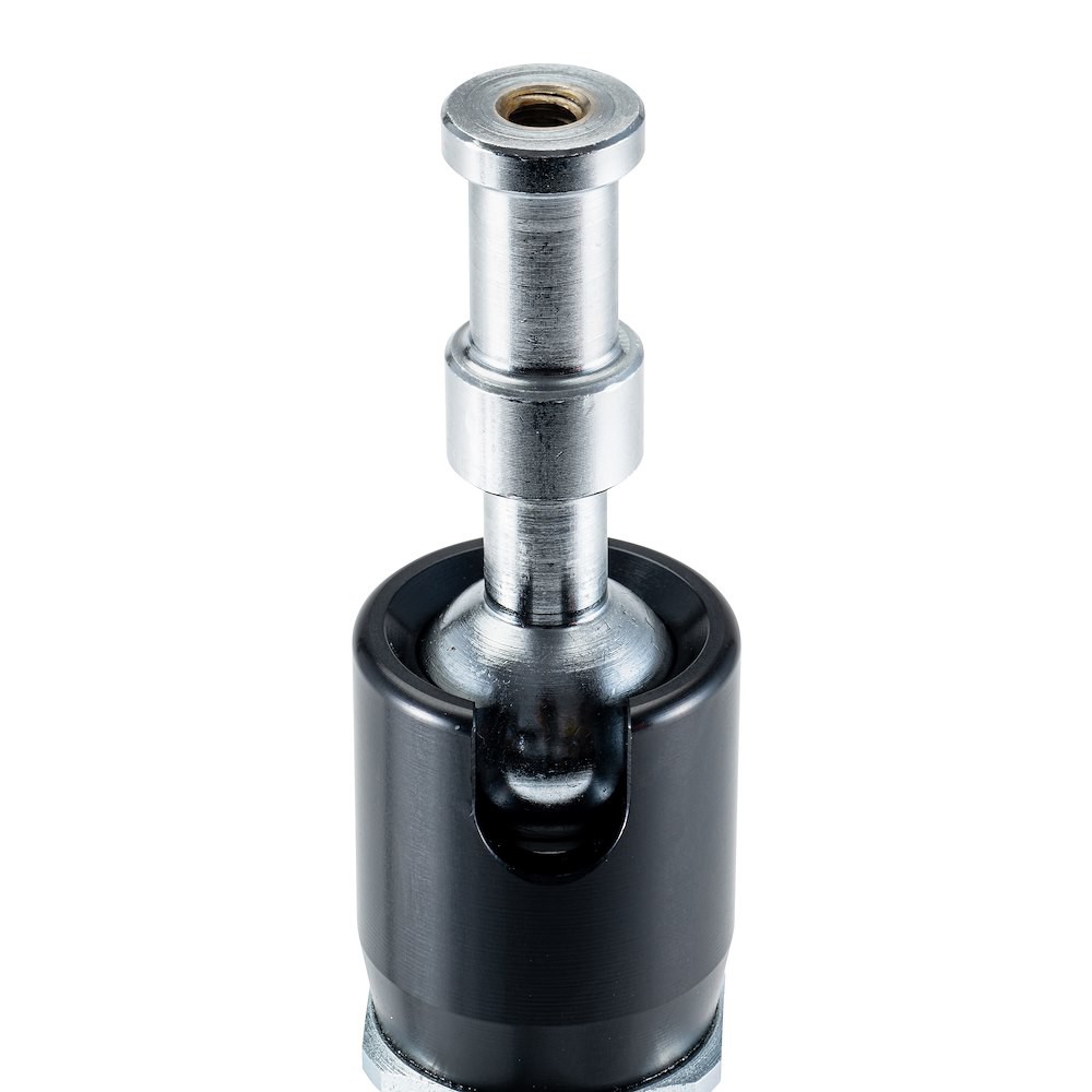 Detalle de la espiga de 16 mm y la rosca hembra Manfrotto 143N