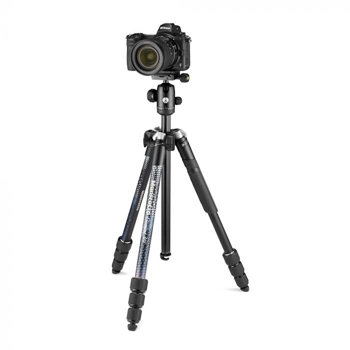 Manfrotto Element MII Aluminium Black MKELMII4BK-BH s fotoaparátem