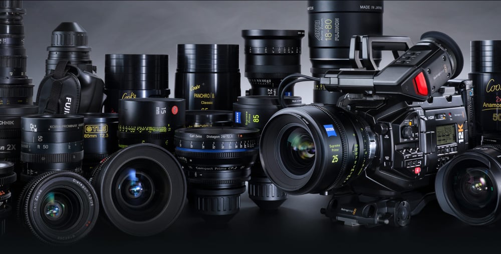 Blackmagic URSA Mini Pro 12K – Montura intercambiable PL, EF y F