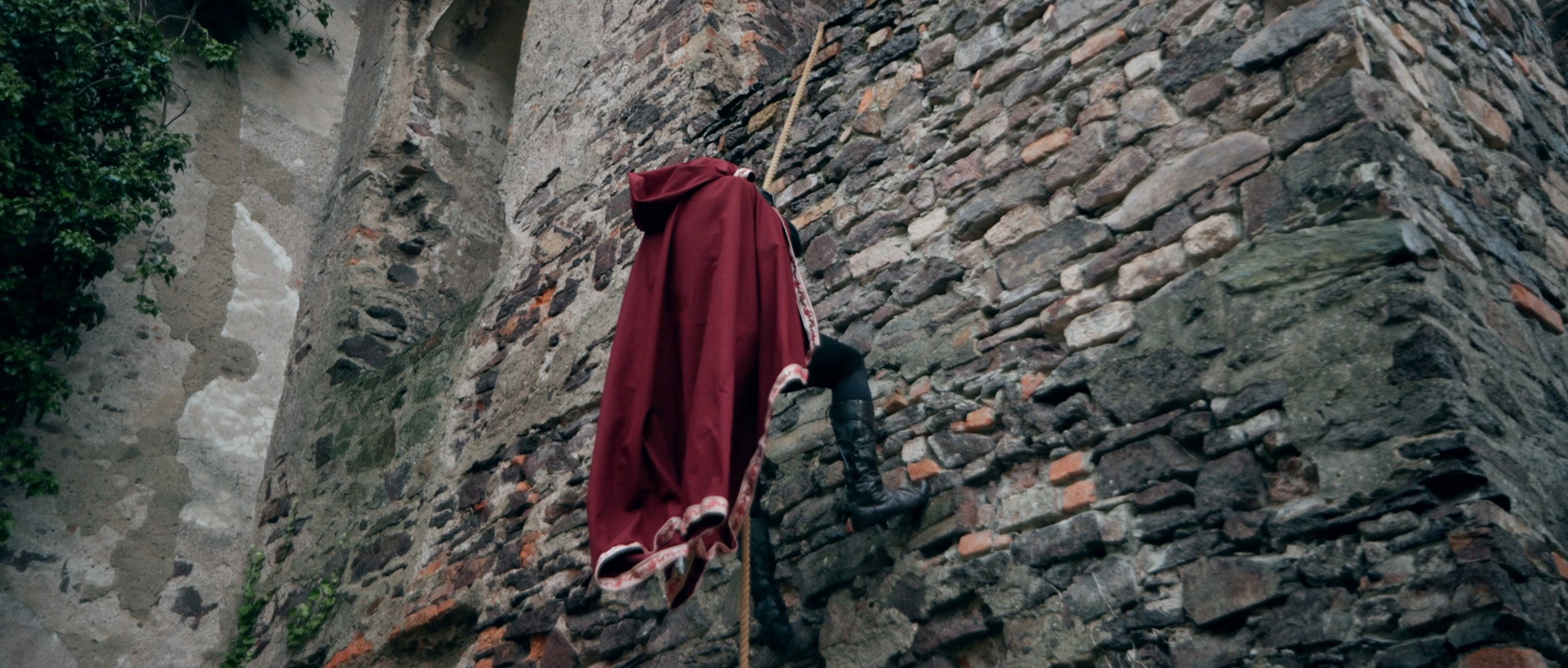 Muestra de imagen oficial de la serie DZOFilm Catta Ace