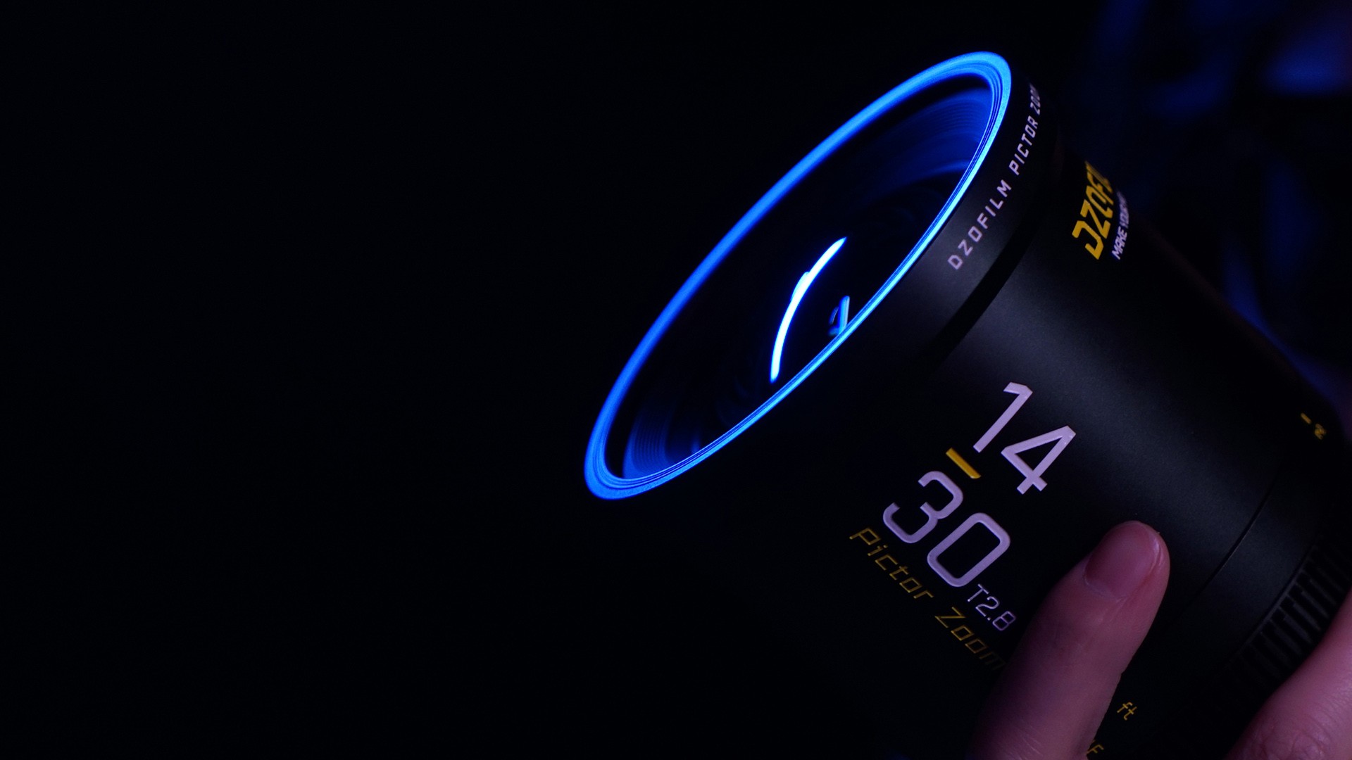 Muestra oficial de espacio y perspectiva del DZOFILM Pictor 12–25 mm
