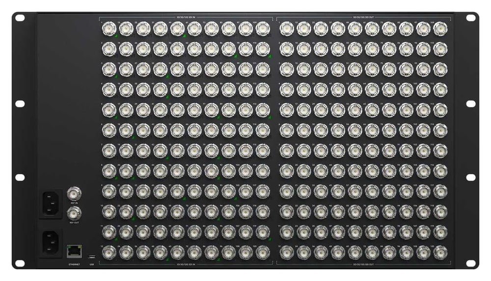 Blackmagic Videohub 120x120 12G – Un LED en cada entrada