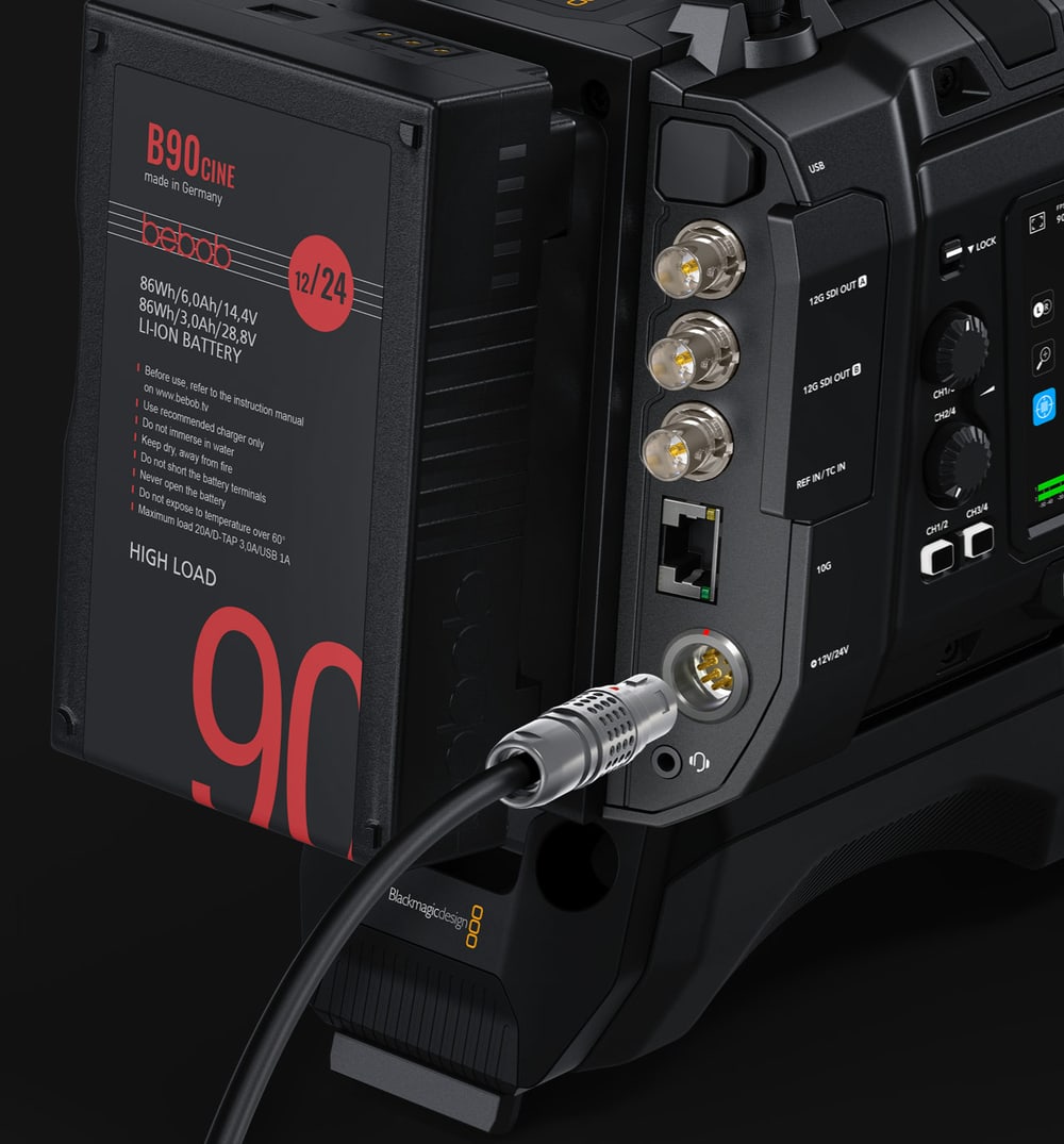 Blackmagic URSA Cine Immersive – Alimentación de 24 V