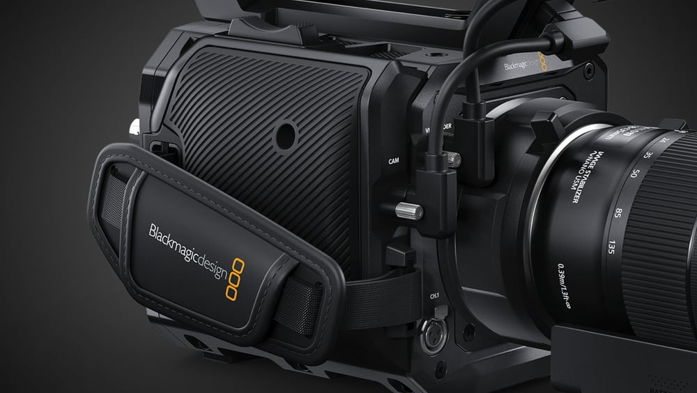 Blackmagic Design PYXIS Pro Grip – Correa y grabación bajo el pulgar