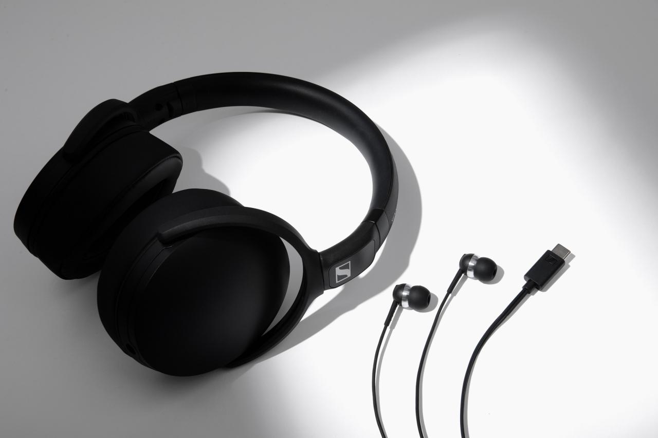 Odpojitelný kabel USB-C pro Sennheiser HD 400 U