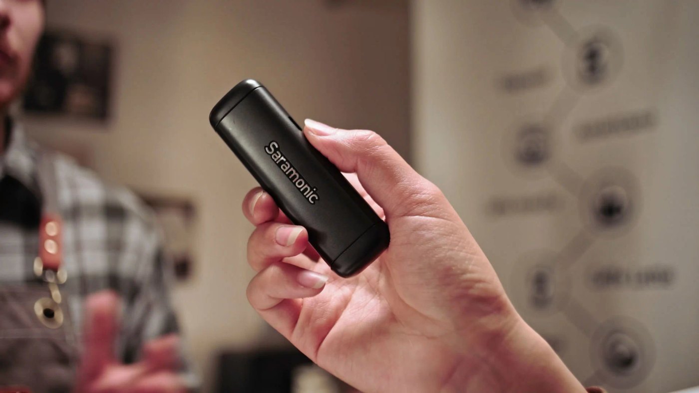 Saramonic Air SE-01 – Micrófono de mano para entrevistas en la calle