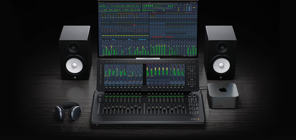 Blackmagic Design Fairlight Live Audio Panel 20 – Módulos de canal y pantallas táctiles