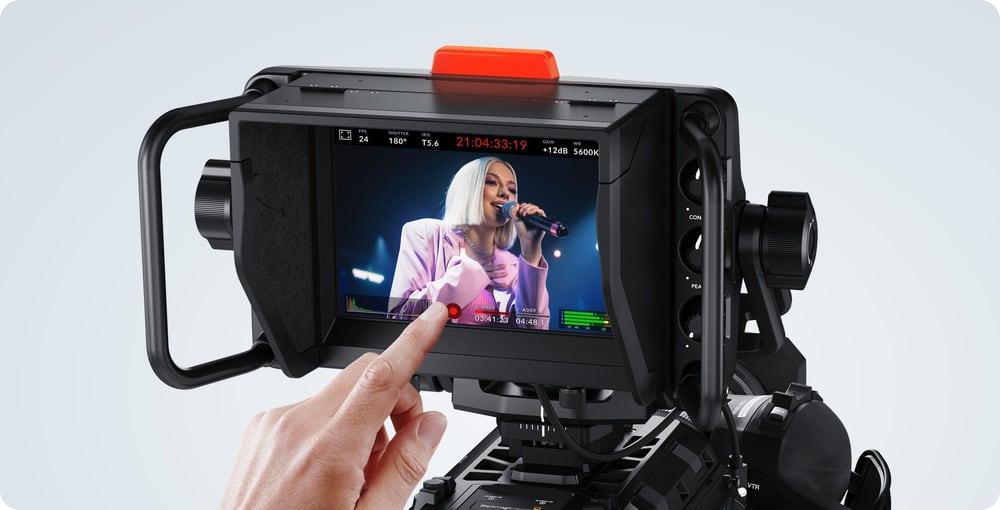 Blackmagic Design URSA Cine Studio Viewfinder – Control táctil y con elementos físicos