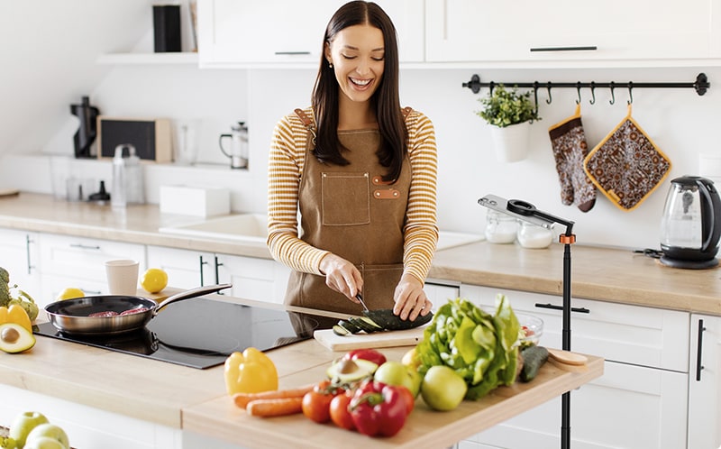 Trípode para la cocina y el escritorio