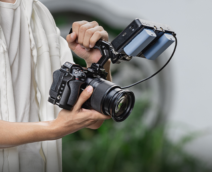 Jaula para Nikon Z5IIc con riel HawkLock NATO – 4