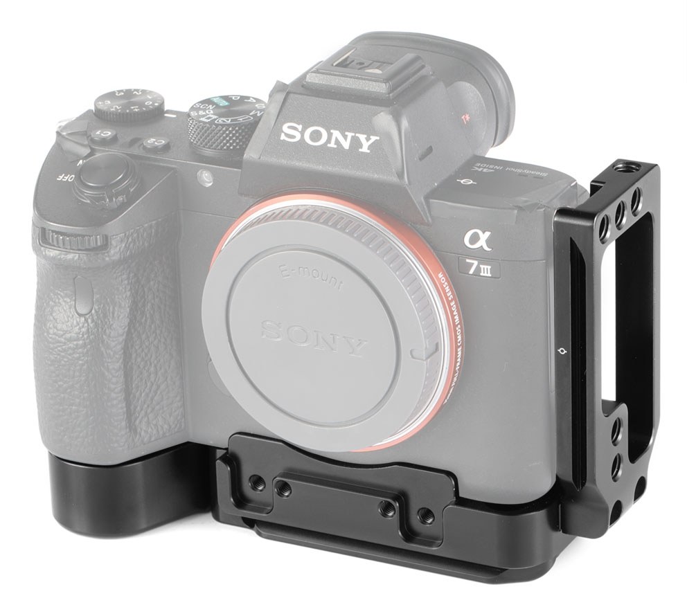 Half Cage with Arca L-Bracket for Sony A7III A7RIII