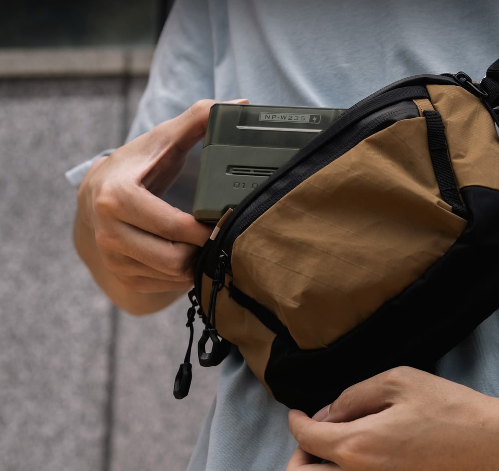 Cargador y estuche a la vez