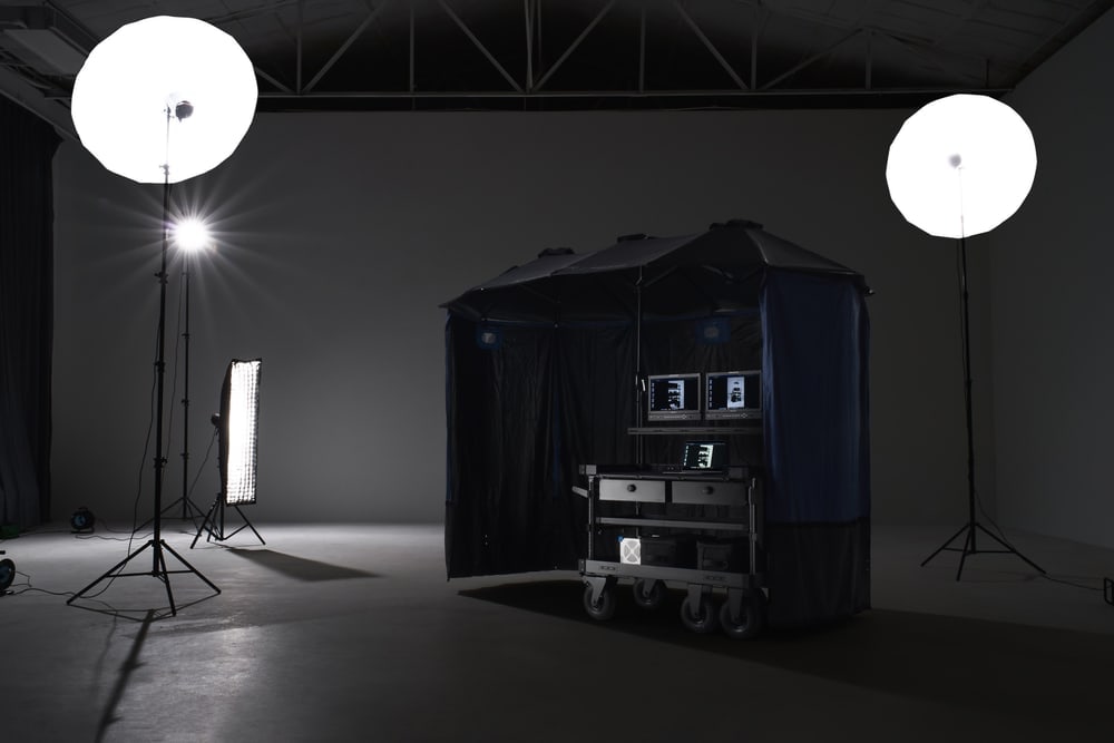 Con cortinas opacas se convierte en un video village