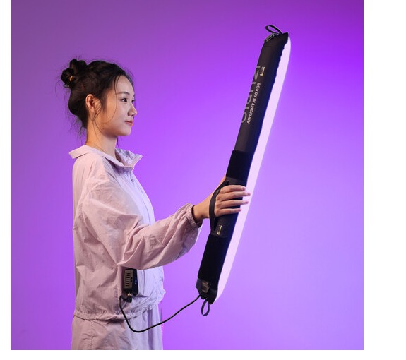 Ulanzi AL40 Inflatable RGB LED Tube Light – Plné RGB a barevná teplota 1800–10 000 K
